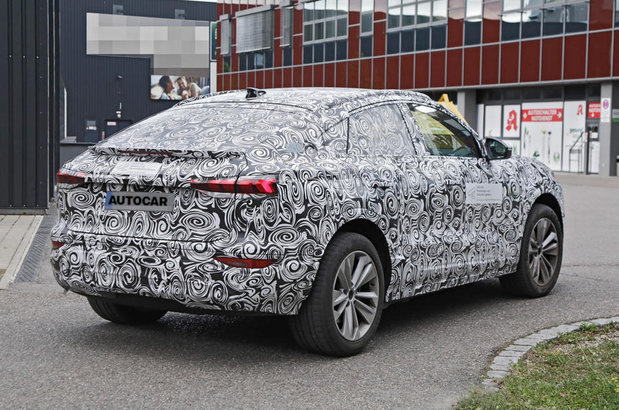 Audi випустить Sportback версію моделіQ6 E-tron в 2024 році (фото)