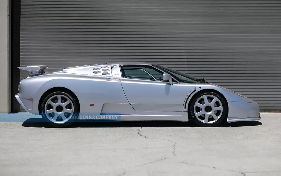 Bugatti виставить на аукціон один з найбільш рідкісних автомобілів (фото)