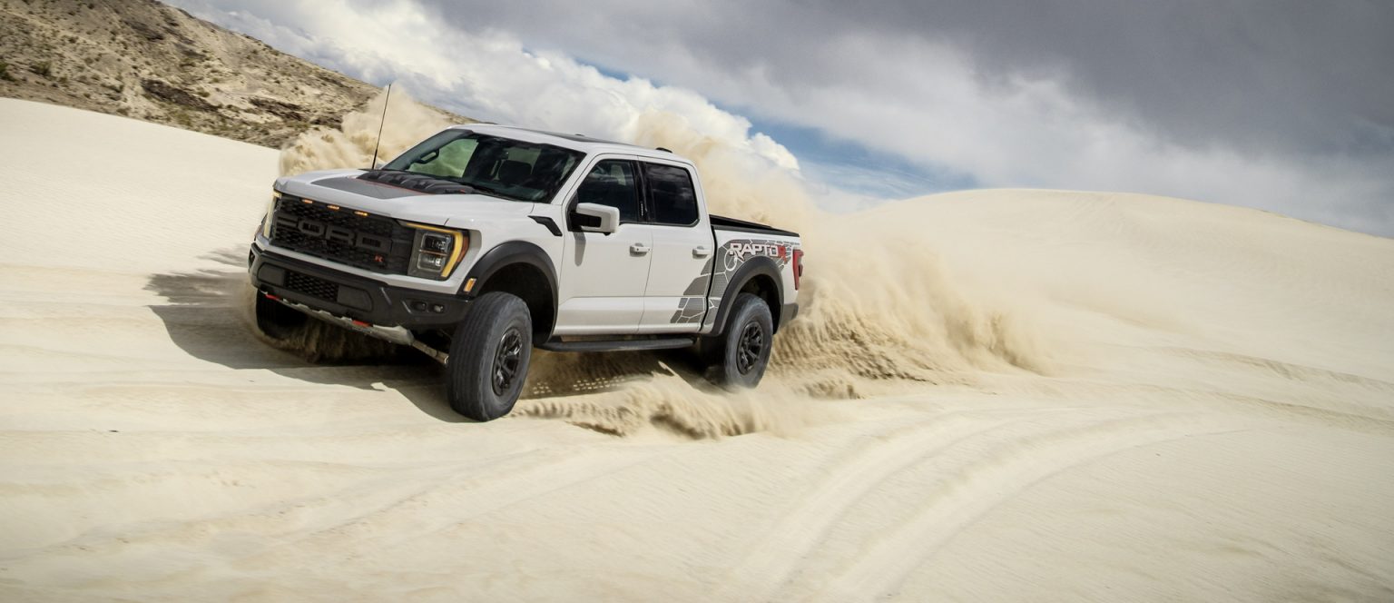 Ford-F-150-Raptor-R-debiutuvav-z-dvyhunom-potuzhnistiu-700-k.s