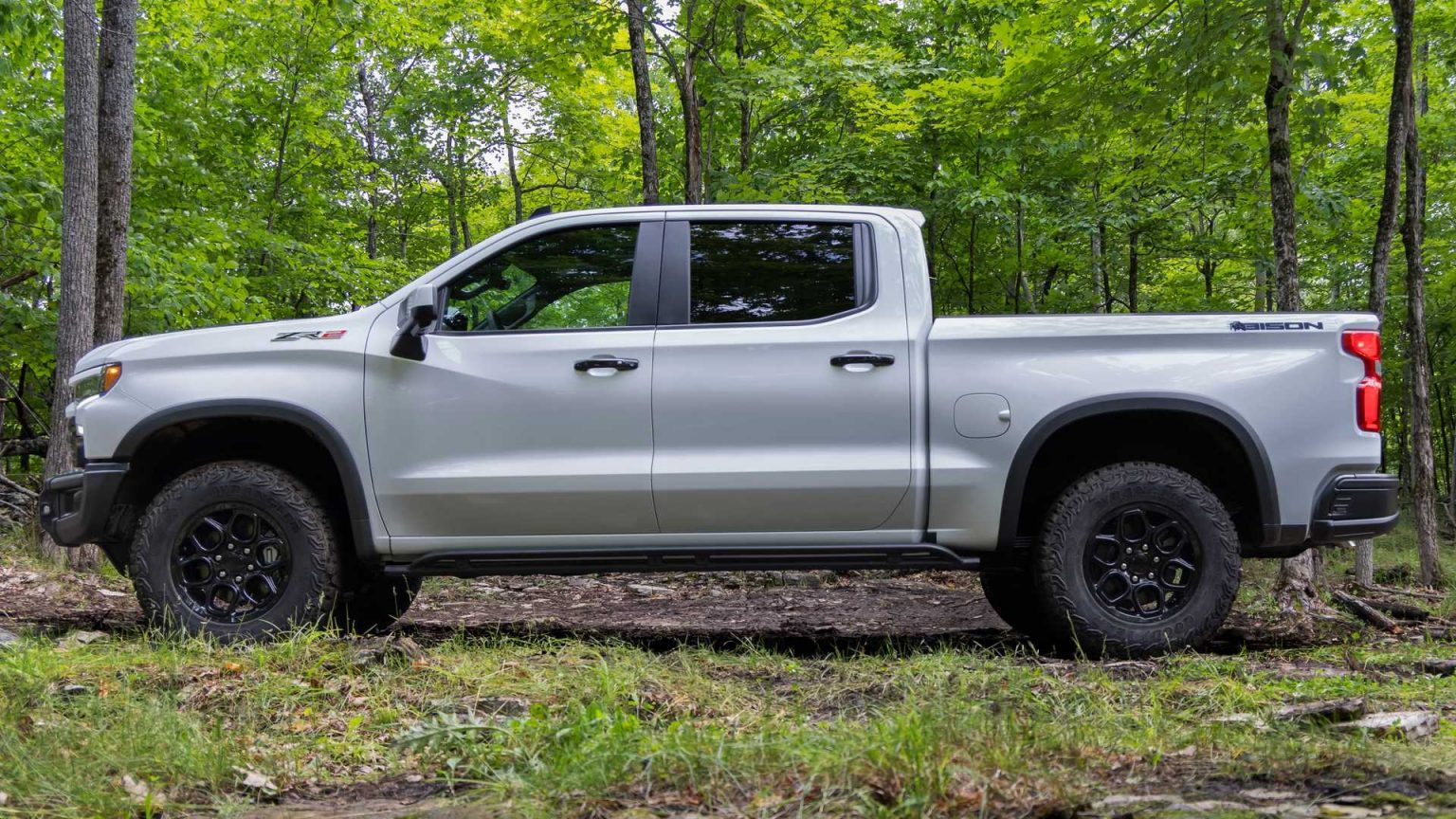 Chevrolet представить новий Silverado Bison