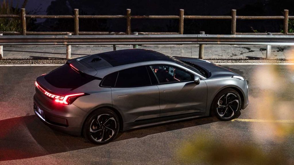 Електрокар Geeely встановив два світові рекорди Geely zeekr 001