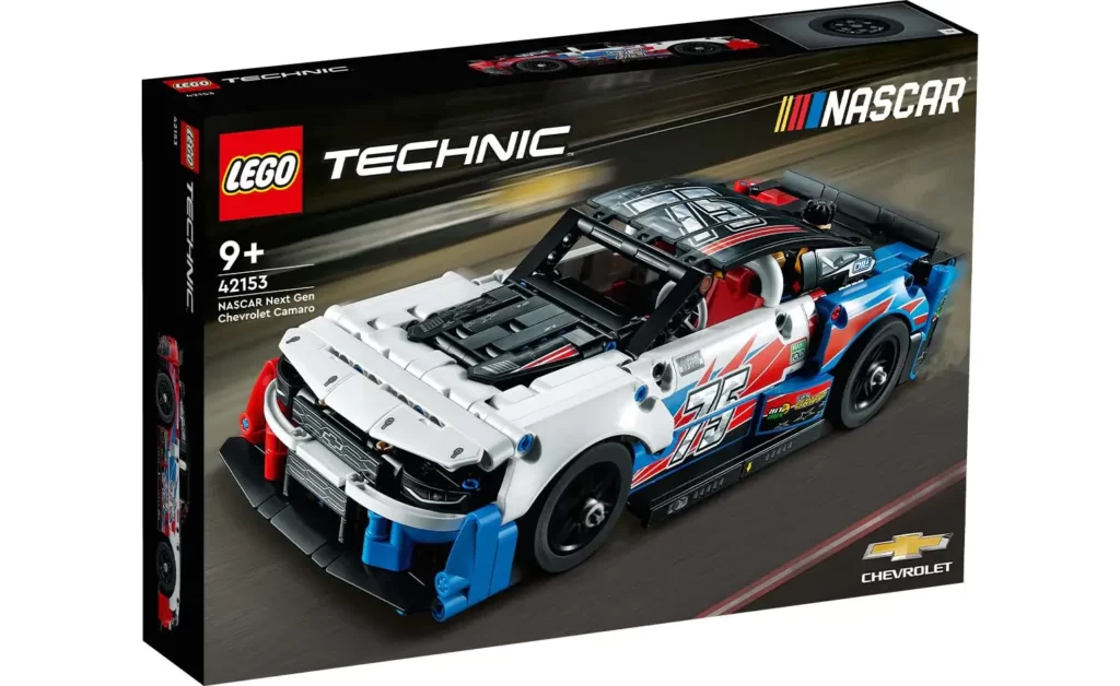 Гоночний Chevrolet Camaro серії NASCAR отримав версію з Lego