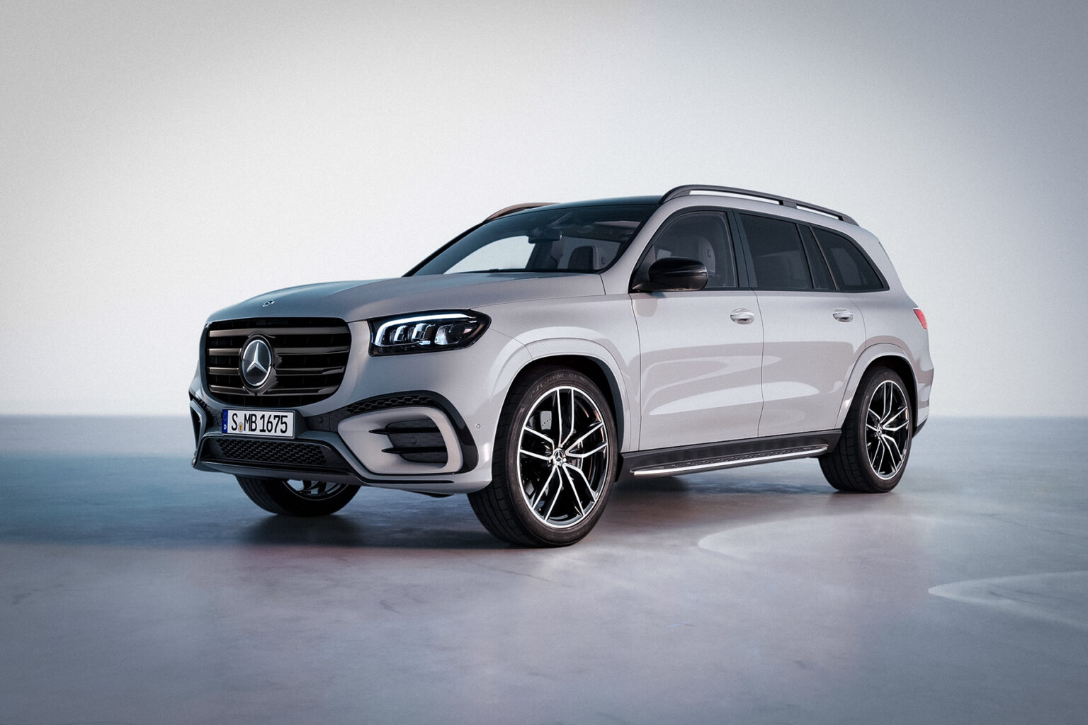 Mercedes-Benz покращив флагманський кросовер GLS