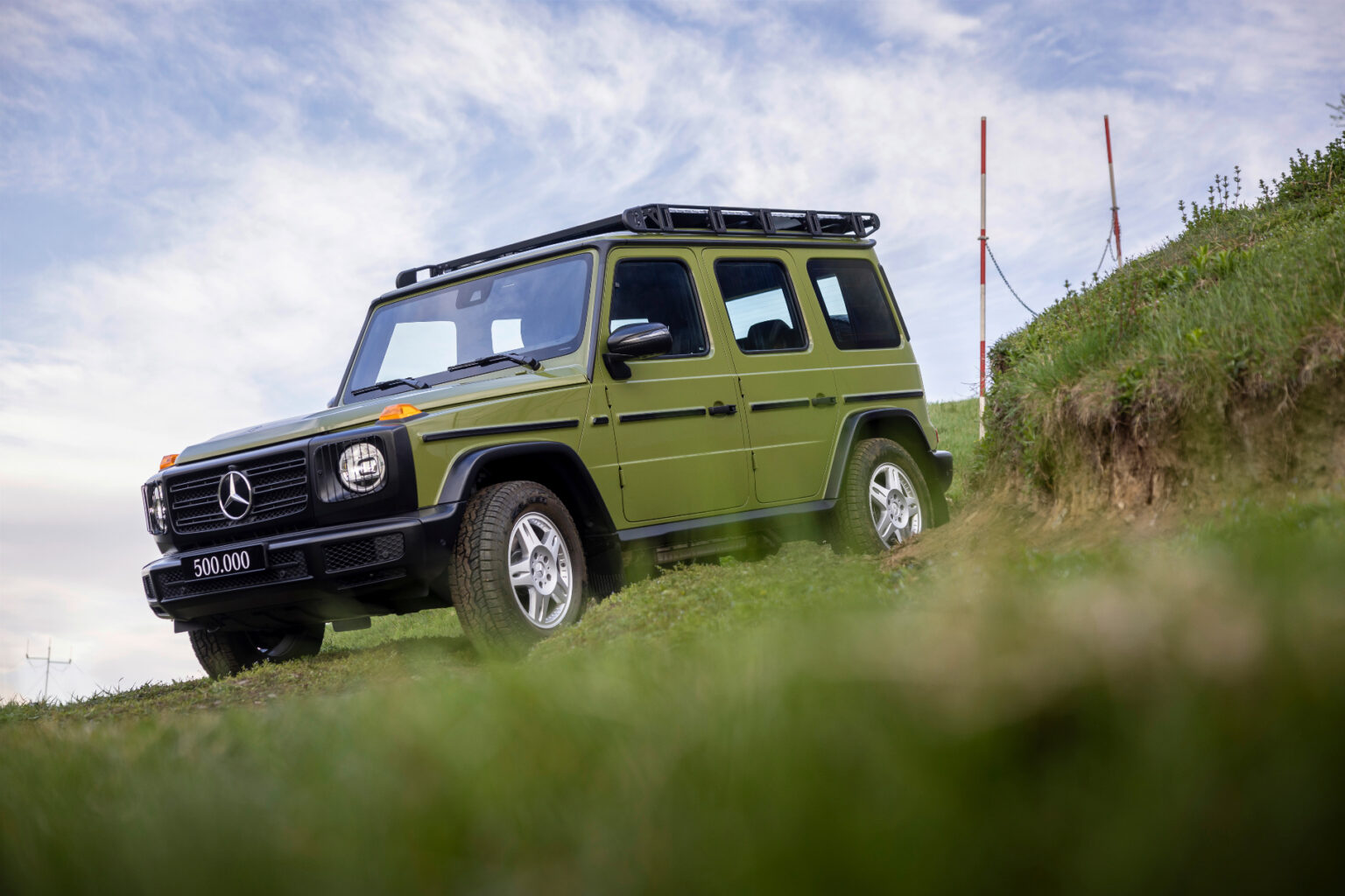 Mercedes-Benz зробив півмільйонний G-Class, і у нього дизайн у стилі 80-х