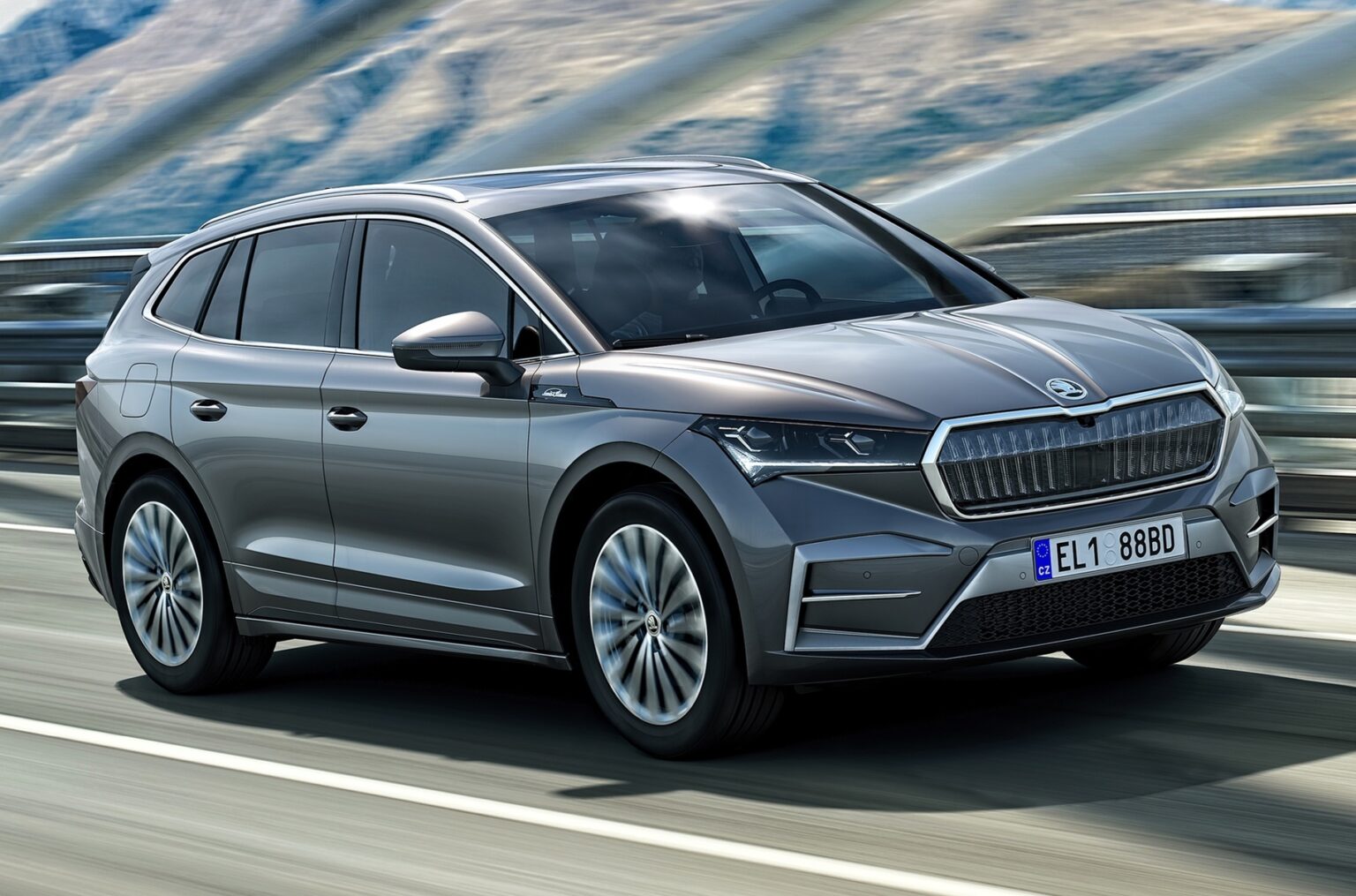 Кросовер Skoda Enyaq обзавівся топ-версією Laurin & Klement