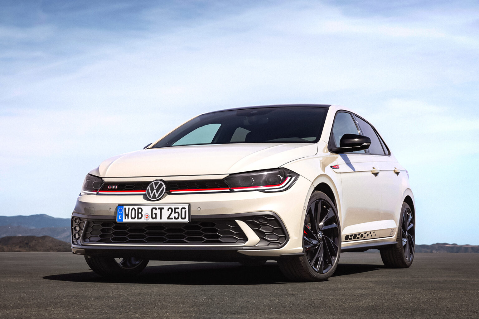 Volkswagen відзначив 25-річчя Polo GTI особливим виконанням Volkswagen відзначив 25-річчя Polo GTI особливим виконанням