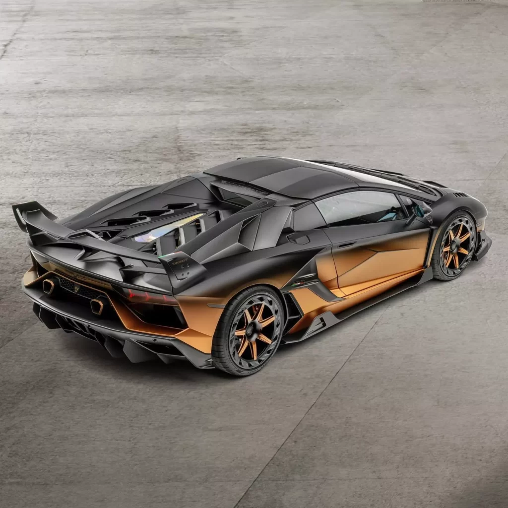 Mansory зробила божевільний чорно-мідний Lamborghini Aventador SVJ Roadster�